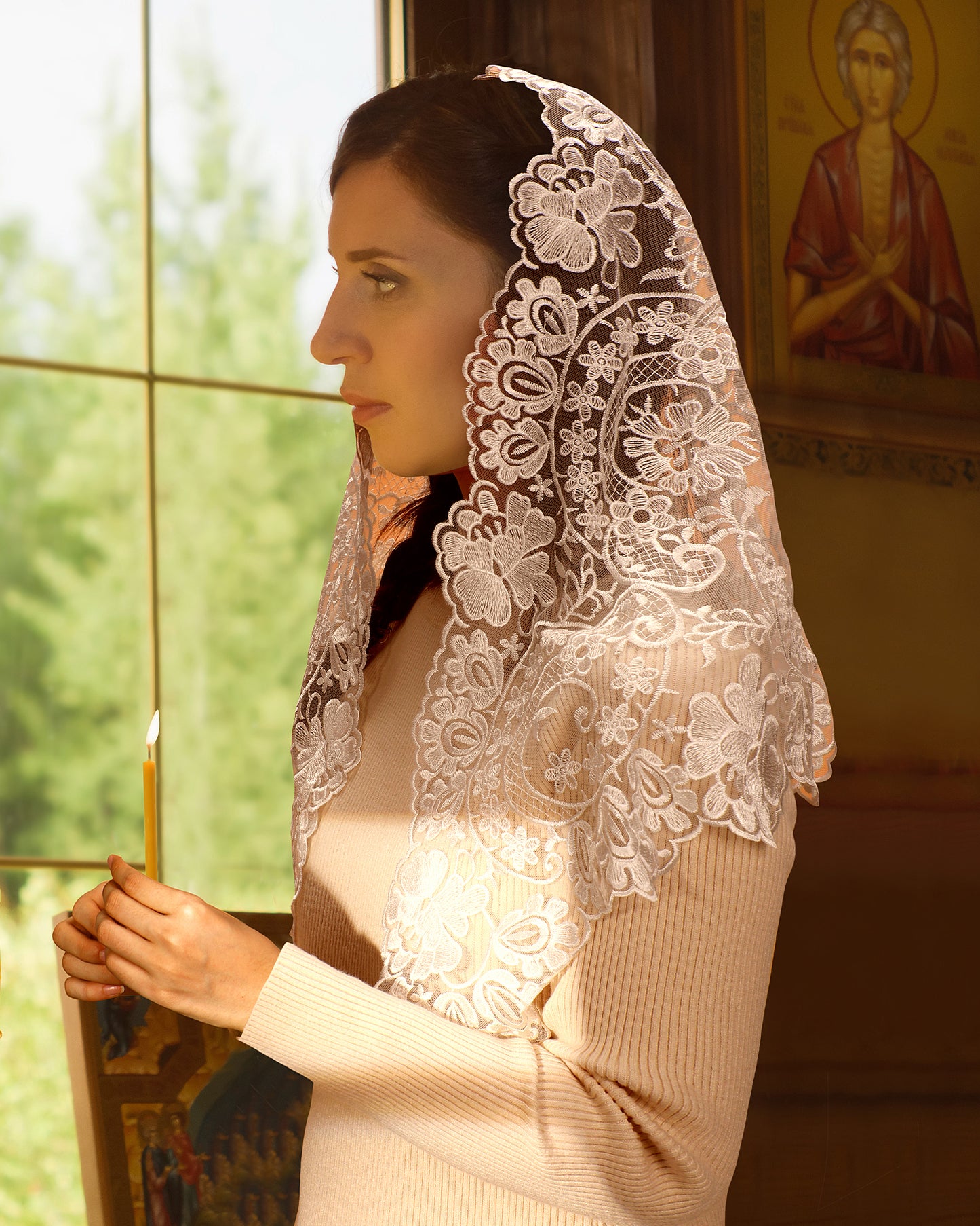 Bozidol Triangle Catholic Church Mantilla Veils for Religious Christian Floral Lace Scarf Shawl Veil with Hairclips