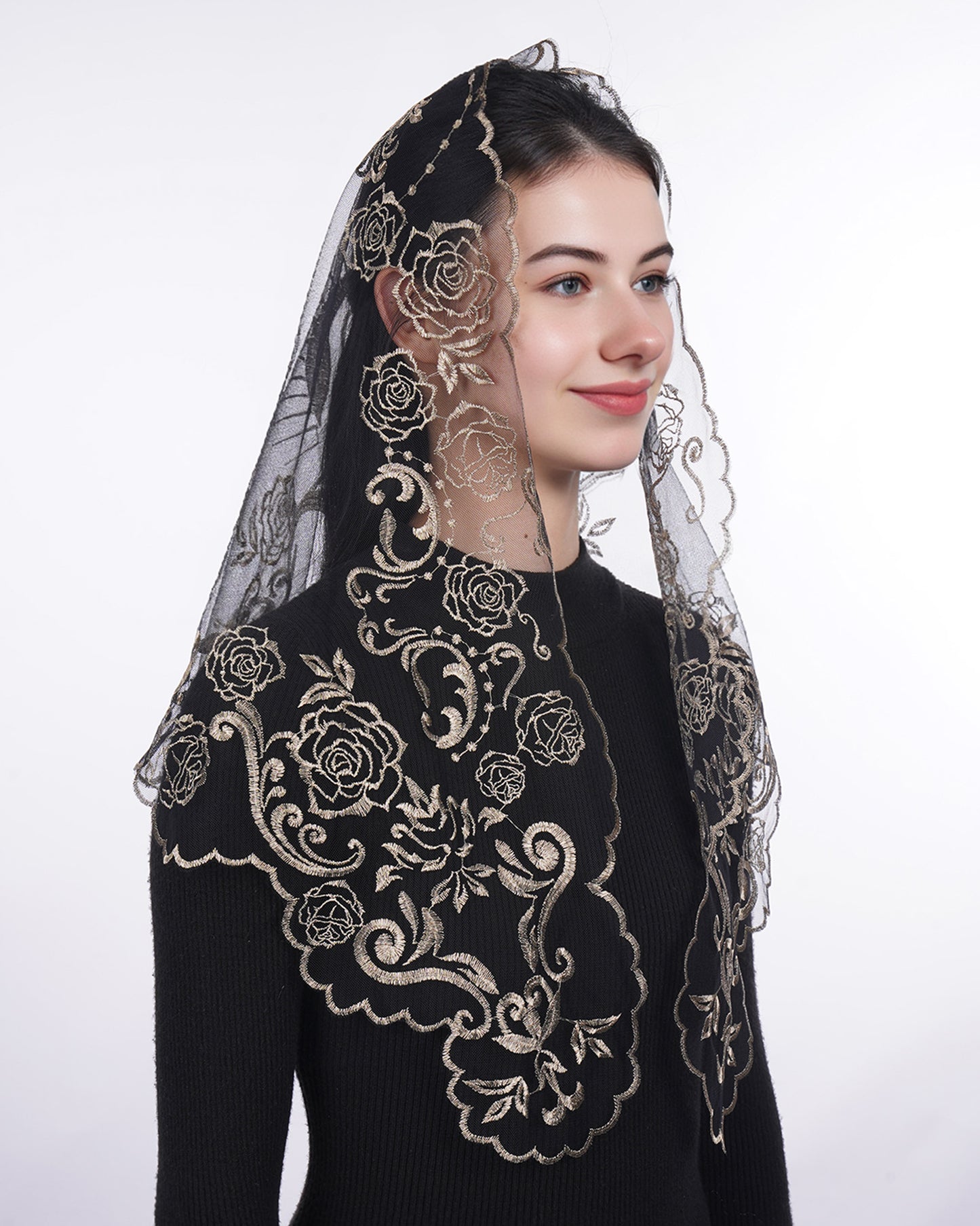 Bozidol Church Catholic Veils for Women, Triangle Virgin Mary Lace Mantilla Chapel Veil, Latin Mass Head Coverings with Clips