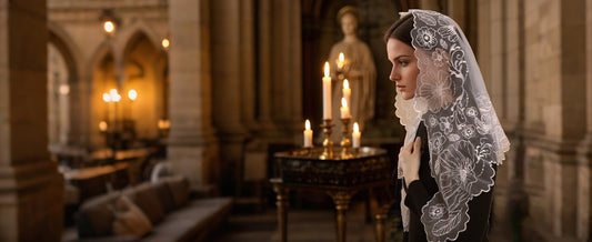 Bozidol Veils for Church Catholic, Triangle Virgin Mary Lace Mantilla Chapel Veil, Latin Mass Prayer Head Coverings for Women